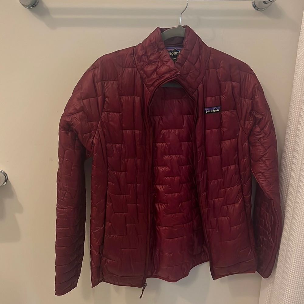 Patagonia women’s jacket. Used in great condition. Wore this only a few times.